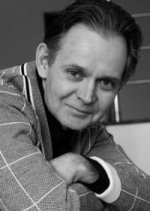 Актёр Русского драмтеатра Сергей Басов одержал победу в номинации «Лучшая мужская роль»