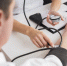 female-doctor-hands-checking-patient - News102.Ru