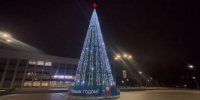 Новую ель установили в Уфе - Mkset.Ru