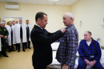 Дмитрий Медведев вручил боевые медали участникам СВО из Башкирии