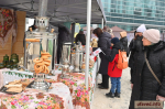 В Уфе открылась предновогодняя ярмарка