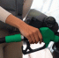 petrol-of-woman-with-car-at-the-gas-station - News102.Ru