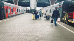 Девушки устроили непотребное шоу на вокзале в Уфе