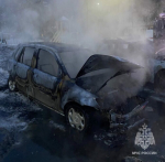 В Уфе загорелись три припаркованных автомобиля