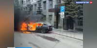 В Уфе на улице Цюрупы сгорела «Лада Приора» | ГТРК «Башкортостан» - ГТРК Башкортостан
