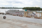 В Уфе к причалу на Монументе Дружбы пришвартовался теплоход «Александр Пушкин»