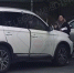Борьба за парковку: в Уфе на улице Театральной водитель Mitsubishi едва не переехал девушку | ГТРК «Башкортостан» - ГТРК Башкортостан