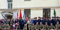 В Уфе сотрудники следственного управления организовали персональный парад 99-летнему ветерану Великой Отечественной войны Нине Климович - Следственный комитет