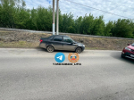 В Уфе водитель врезался в электроопору и опрокинул машину