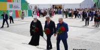 Гости «Китап-байрама» возложили цветы к памятнику Минигали Шаймуратову - Башинформ