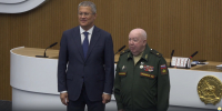 Глава Башкирии наградил медалью генерал-майора Трофимова - Сетевое издание Республика Башкортостан