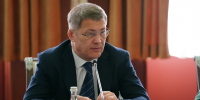 «Я в курсе обвинений и очень в них сомневаюсь»: Радий Хабиров высказался об уголовном деле против гендиректора «Башспирта» - Комсомольская правда