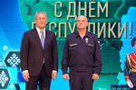 Радий Хабиров вручил государственные награды России и Башкортостана