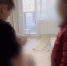 Уборщица почувствовала неприятный запах: 5-летнюю девочку зарезали и спрятали в диване - Комсомольская правда