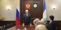 Константин Толкачев вручил волонтерам награды парламента за помощь в обеспечении боевых подразделений в зоне СВО - Государственное собрание - Курултай
