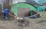 В уфимской Нижегородке во дворе дома провалился грунт