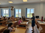 Занятие с детьми в пришкольном лагере в Уфимском районе