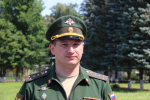 Эдуард Кускарбеков  архив ИА «Башинформ» офицер пункта отбора на военную службу по контракту капитан Фадис Султанов