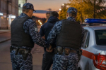 Сотрудники вневедомственной охраны Росгвардии задержали нарушителя после сообщения об угрозе с оружием