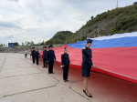 Сотрудники следственного управления СК России по Республике Башкортостан приняли участие в патриотическом флешмобе ко Дню Государственного флага РФ