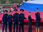 Сотрудники следственного управления СК России по Республике Башкортостан приняли участие в патриотическом флешмобе ко Дню Государственного флага РФ