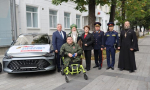 В Башкортостане ветеранам СВО вручили удостоверения, автомобиль с ручным управлением и технические средства реабилитации